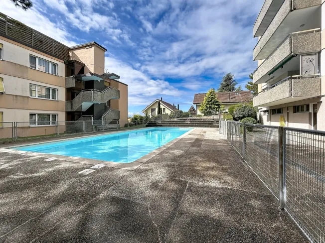 6 Zimmer Wohnung in St-Blaise – Foto 7 von 7