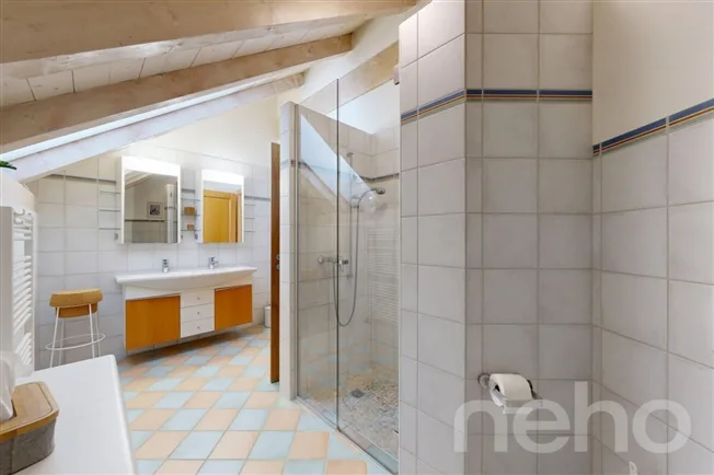 6.5 Zimmer Einfamilienhaus in Thielle – Foto 11 von 13