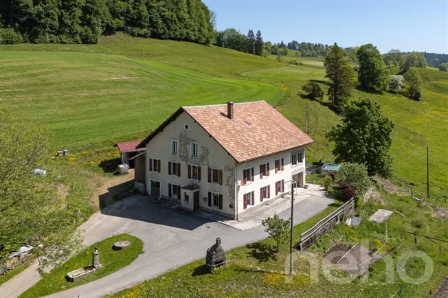 9 Zimmer Bauernhaus in Les Bayards – Foto 11 von 12