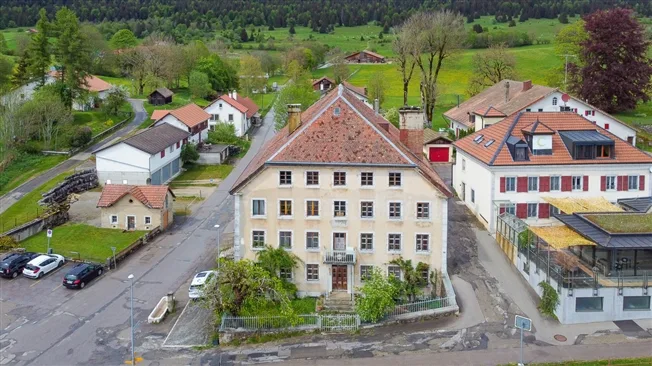 Einfamilienhaus in Les Bayards – Foto 2 von 20