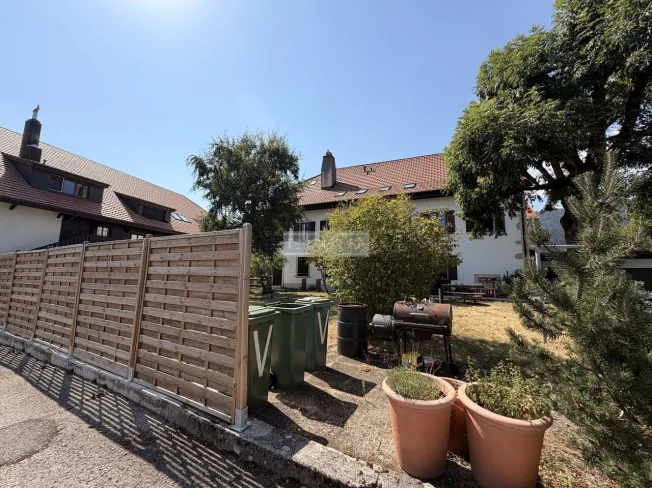5 Zimmer Wohnung in Coffrane – photo 13 of 13