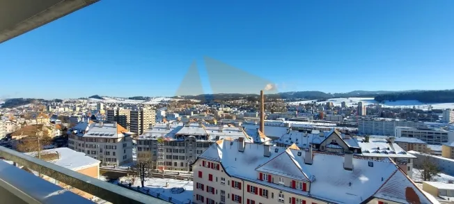 6 Zimmer Wohnung in La Chaux-de-Fonds – Foto 2 von 13