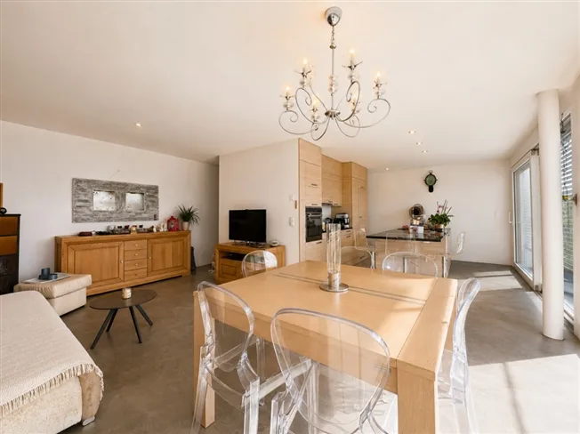 5.5 Zimmer Villa in Les Ponts-de-Martel – Foto 6 von 18