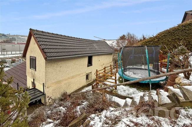 4 Zimmer Einfamilienhaus in Le Locle – photo 2 sur 12