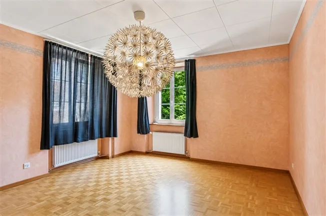 10 Zimmer Villa in Le Locle – Foto 8 von 11