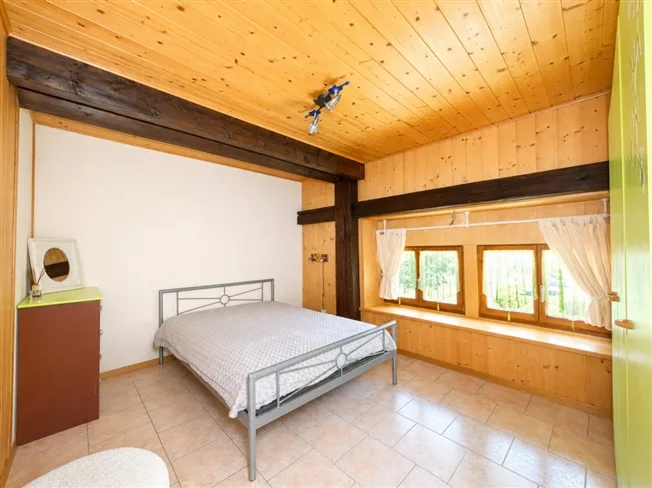 8 Zimmer Bauernhaus in La Chaux-du-Milieu – foto 8 di 20
