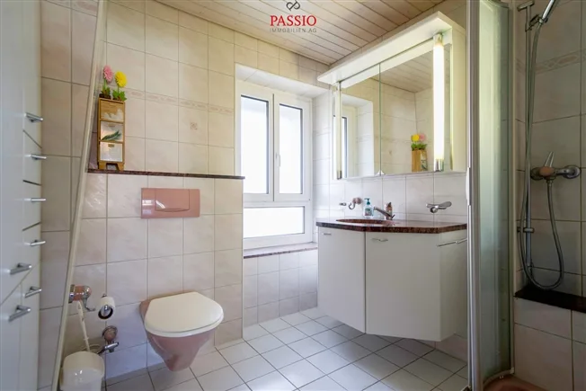 9.5 Zimmer Einfamilienhaus, 2504 Biel-Bienne