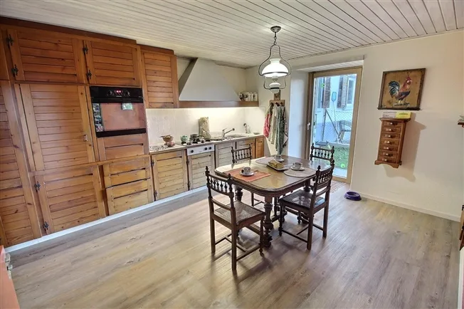12 Zimmer Reihenfamilienhaus in Ligerz – foto 4 di 19