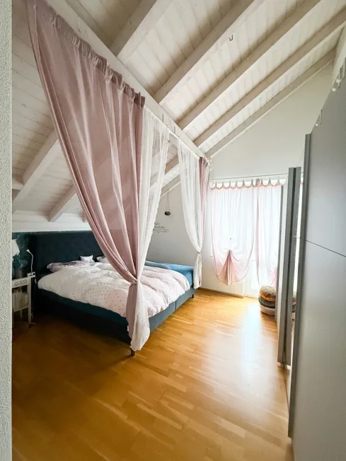 6.5 Zimmer Einfamilienhaus in Safnern – foto 13 di 14