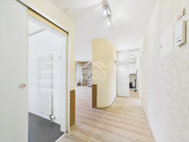 2.5 Zimmer Wohnung, 2562 Port