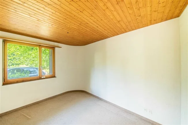 5.5 Zimmer Einfamilienhaus in Ipsach – Foto 7 von 11