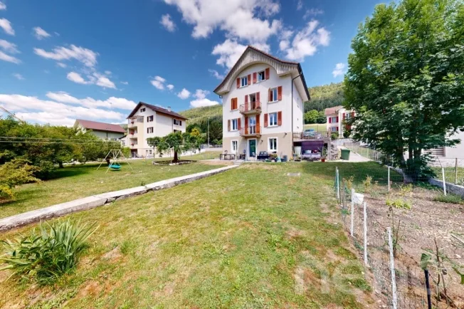 7 Zimmer Einfamilienhaus in Sonceboz-Sombeval – foto 3 di 12