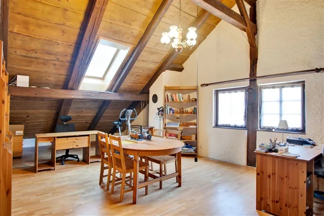 8 Zimmer Einfamilienhaus in Courtelary – foto 5 di 7