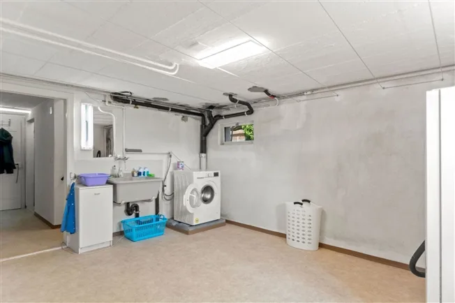 4.5 Zimmer Einfamilienhaus in Cormoret – Foto 6 von 9