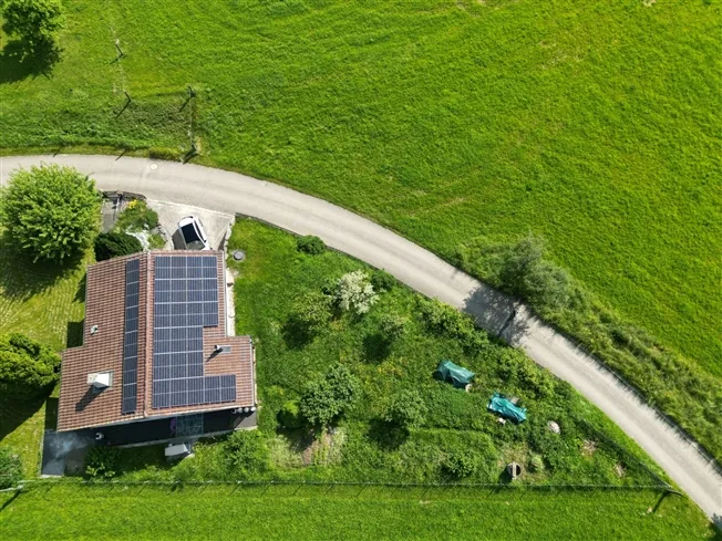 4.5 Zimmer Einfamilienhaus in Cormoret – Foto 5 von 9