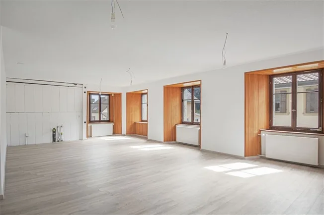 8.5 Zimmer Einfamilienhaus, 2616 Renan BE