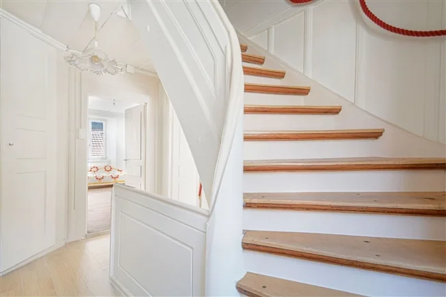 8.5 Zimmer Einfamilienhaus, 2616 Renan BE