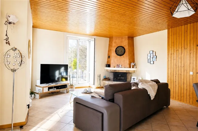Einfamilienhaus, 2616 Renan BE