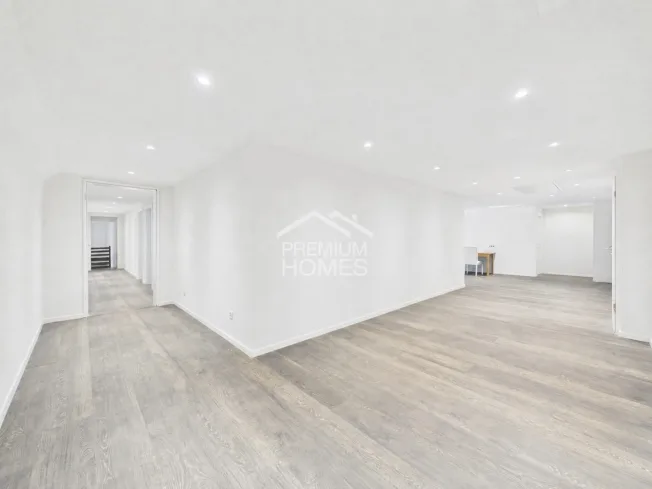 12 Zimmer Wohnung, 2762 Roches BE