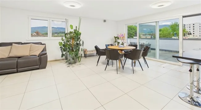 Moderne Penthouse-Wohnung mit Panorama-Terrasse in Delémont – Foto 14 von 22
