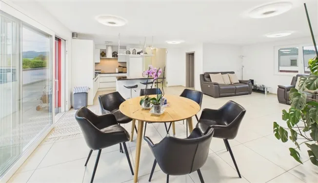 Moderne Penthouse-Wohnung mit Panorama-Terrasse in Delémont – Foto 15 von 22
