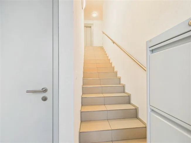 Moderne Penthouse-Wohnung mit Panorama-Terrasse in Delémont – Foto 21 von 22