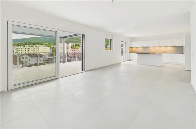 Appartamento attico esclusivo con grande terrazza e zona residenziale tranquilla – foto 15 di 26