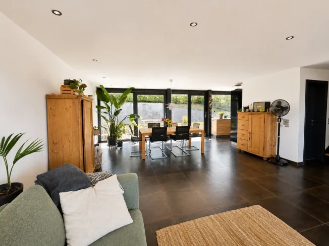 5 Zimmer Einfamilienhaus in Porrentruy – Foto 5 von 19