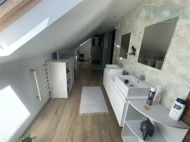 5.5 Zimmer Einfamilienhaus in Courgenay – Foto 8 von 12