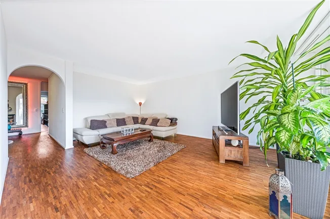 Grosszügige Wohnung mit modernem Ausbau