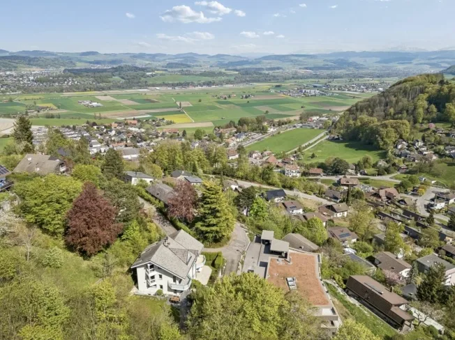 7.5 Zimmer Doppeleinfamilienhaus in Kehrsatz – foto 3 di 10