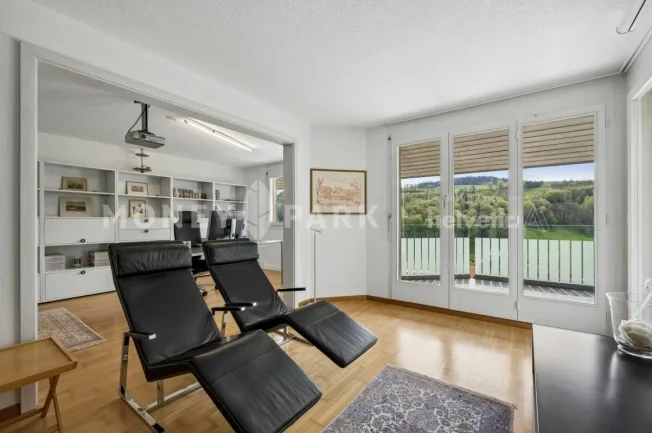 7.5 Zimmer Doppeleinfamilienhaus in Kehrsatz – foto 6 di 10