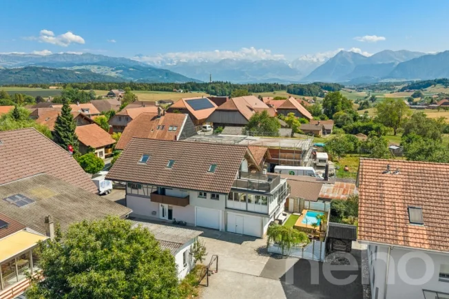 7.5 Zimmer Einfamilienhaus in Kirchdorf BE – photo 3 sur 12