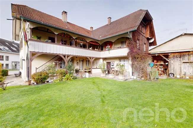 11 Zimmer Einfamilienhaus in Kappelen – photo 2 sur 12