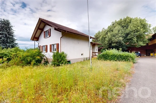 5 Zimmer Einfamilienhaus in Kallnach – photo 2 of 13