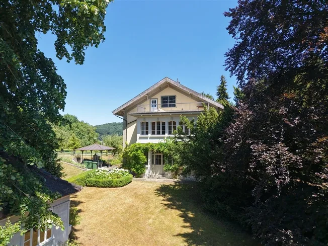 11 Zimmer Villa in Burgdorf – Foto 3 von 16