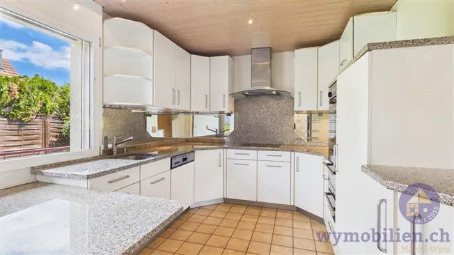 5.5 Zimmer Einfamilienhaus in Lyssach – photo 7 of 12