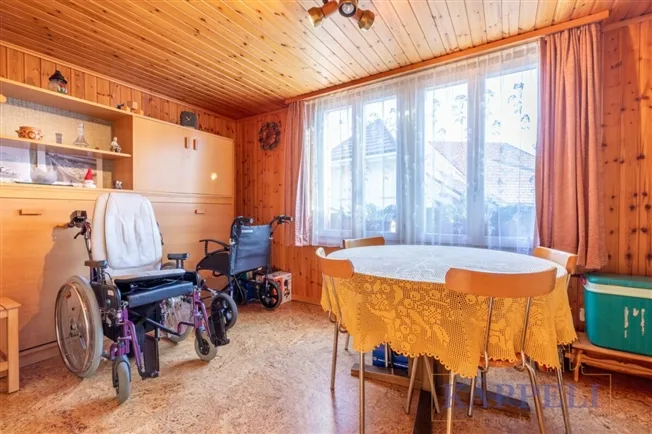 Einfamilienhaus in Uebeschi – foto 15 di 17