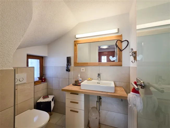 4 Zimmer Einfamilienhaus in Kandersteg – Foto 13 von 20