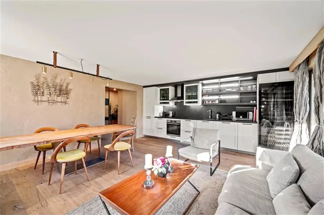 4 Zimmer Wohnung in Gstaad – Foto 3 von 10