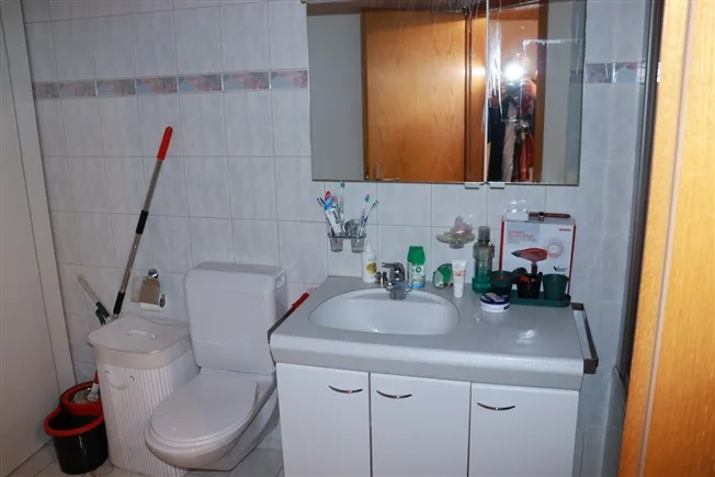 Appartement 3.5 pièces à Wilderswil avec 2 places de parking – photo 6 sur 7