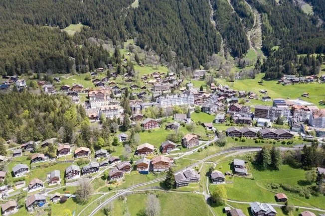 20 Zimmer Einfamilienhaus in Wengen – Foto 19 von 19