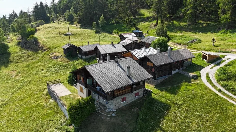 4.5 Zimmer Wohnung in Mund – foto 3 di 10