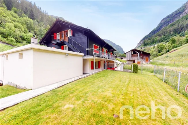 5 Zimmer Wohnung in Eisten – Foto 3 von 13