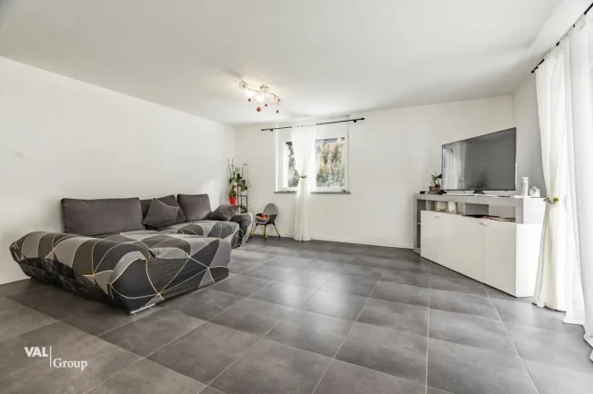 8.5 Zimmer Einfamilienhaus in St. Niklaus VS – Foto 2 von 20