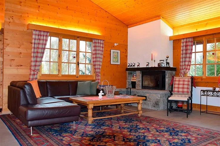 5.5 Zimmer Chalet in St. Niklaus VS – photo 4 of 10