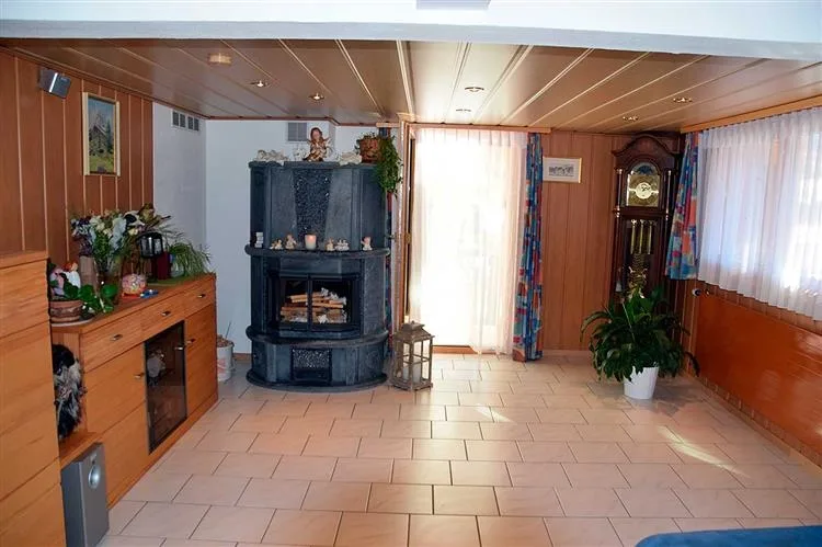 11 Zimmer Mehrfamilienhaus in Grächen – photo 5 of 9