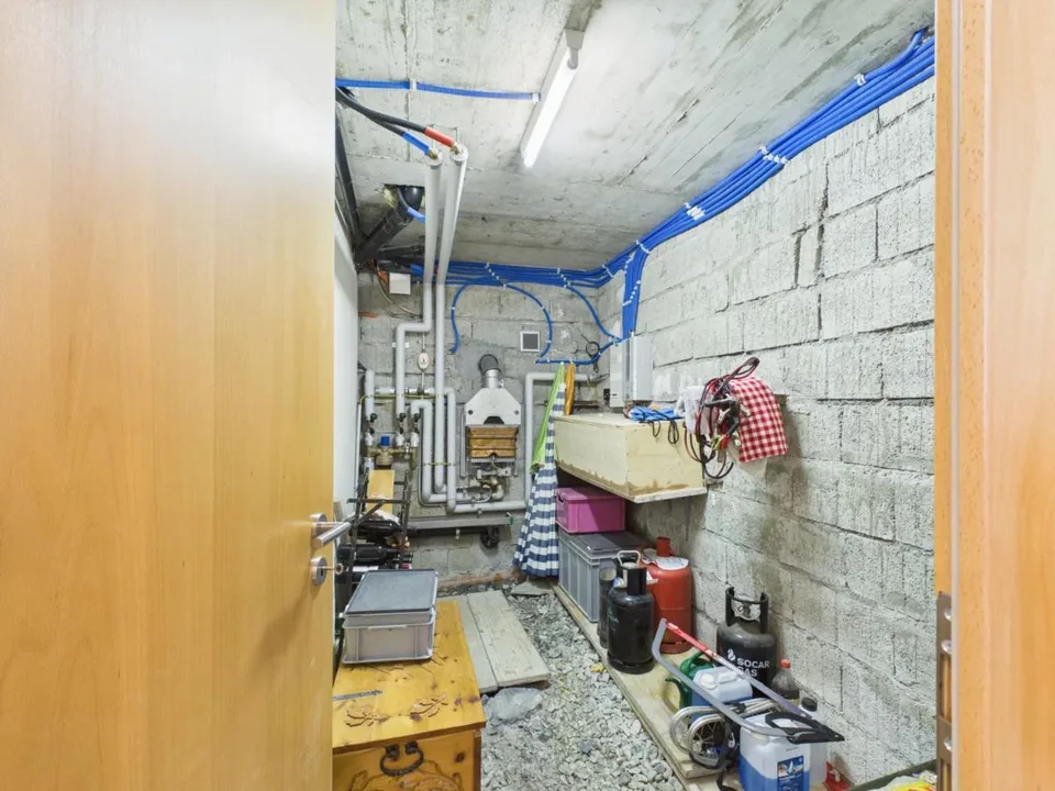 4.5 Zimmer Chalet in Täsch – photo 12 of 15