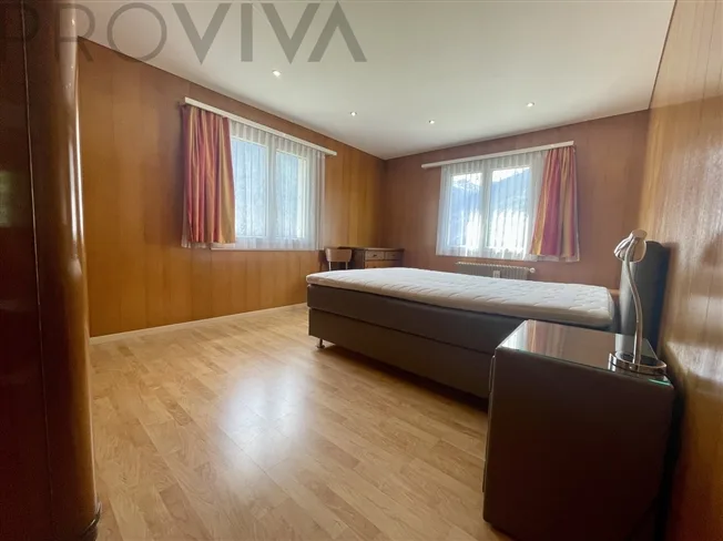 11 Zimmer Einfamilienhaus in Staldenried – Foto 9 von 10