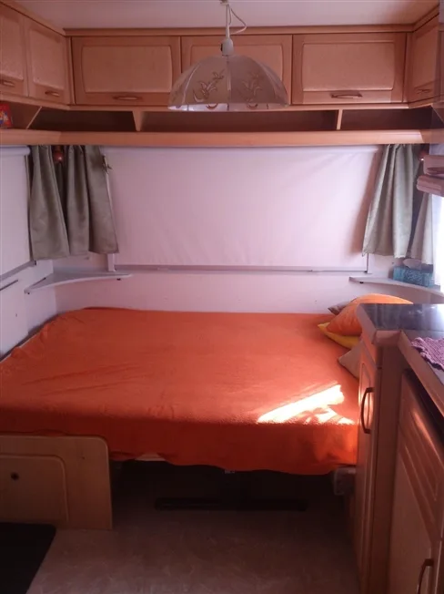 Charming 2.5-room camping house with sun terrace in Raron VS – photo 8 of 13